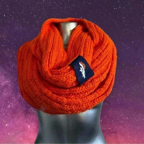 🆕Adult | Denver Broncos Oversized  Infinity Scarf - Picture 3 of 16